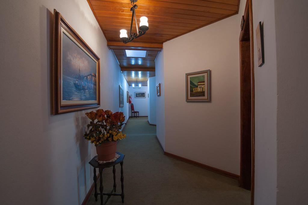 Hotel Vila Regina Campos do Jordao Dış mekan fotoğraf
