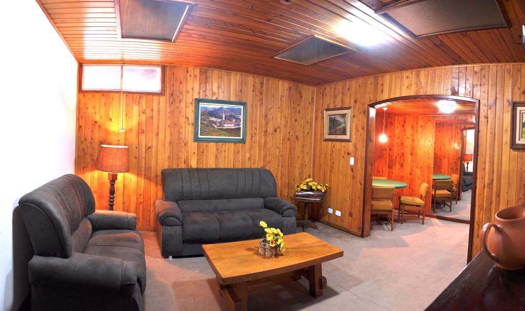 Hotel Vila Regina Campos do Jordao Dış mekan fotoğraf