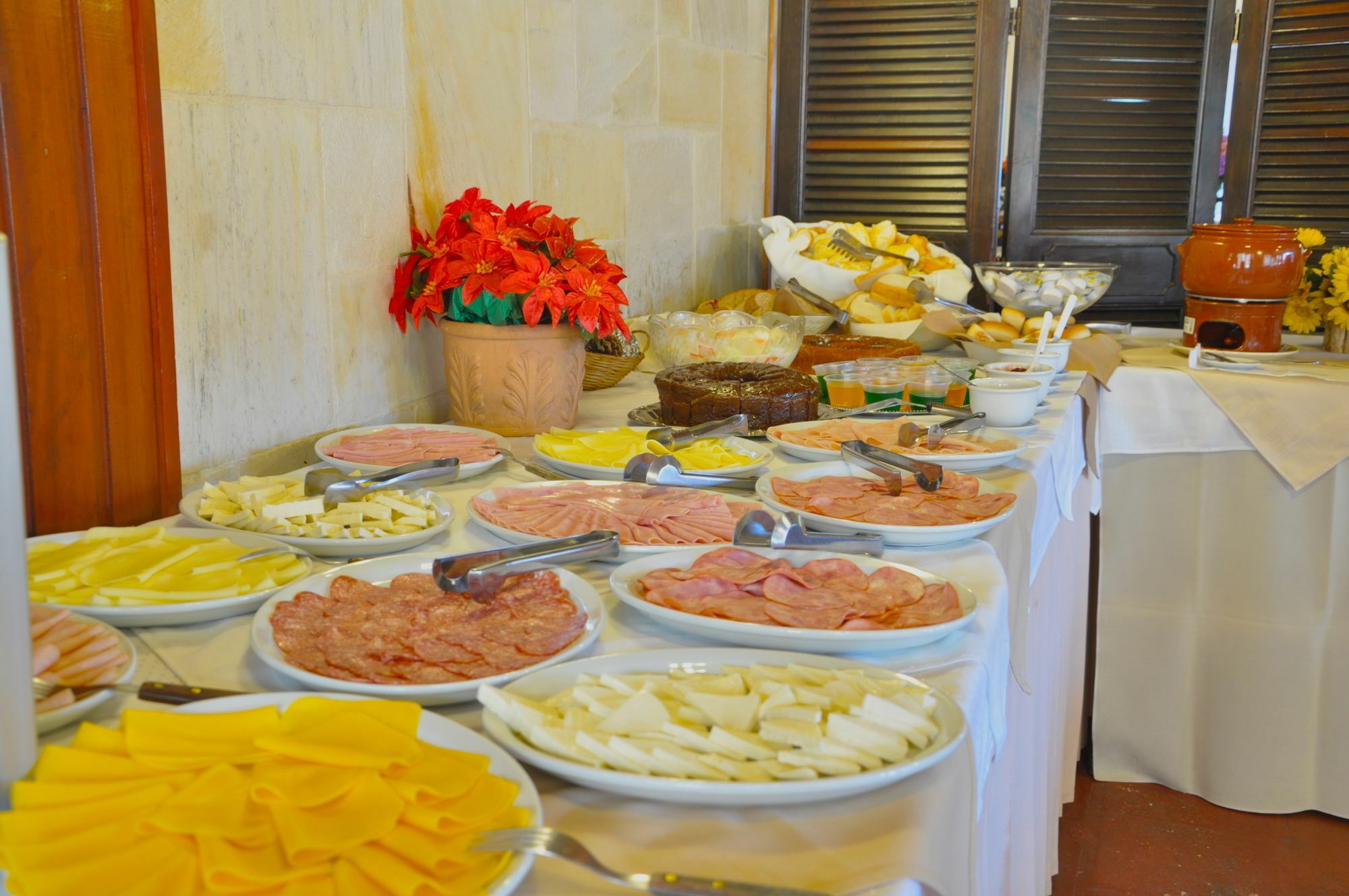 Hotel Vila Regina Campos do Jordao Dış mekan fotoğraf